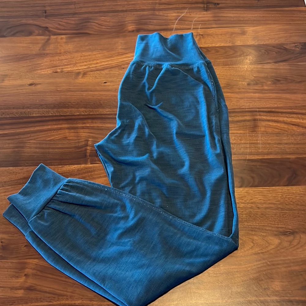 Beyond Yoga Ribbed Joggers